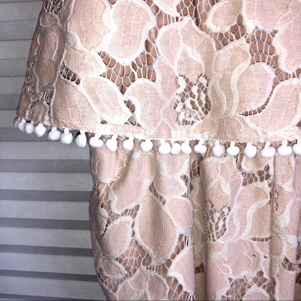 Tularosa Blush Gwendolyn Romper - Picture 4 of 5